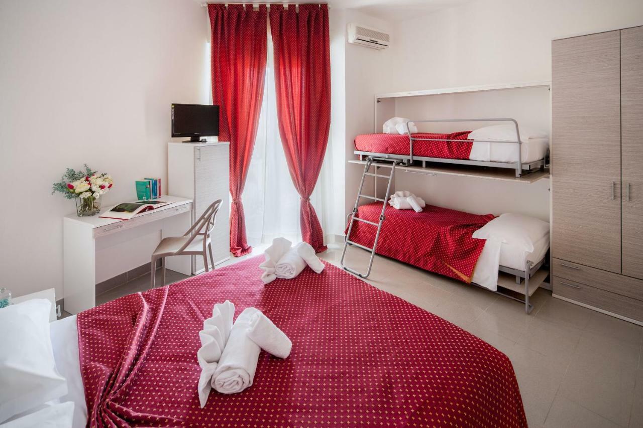 Hotel Villa Teresa Loano Eksteriør bilde