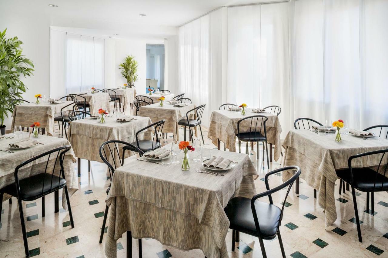 Hotel Villa Teresa Loano Eksteriør bilde